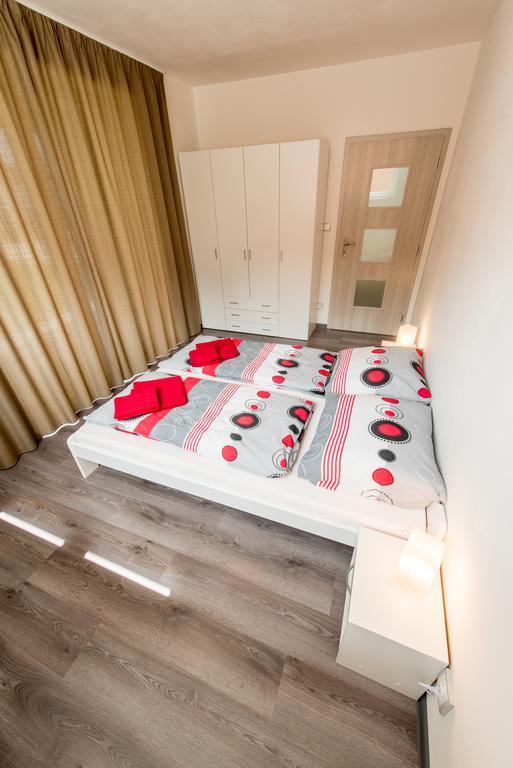 154 Apartment *
